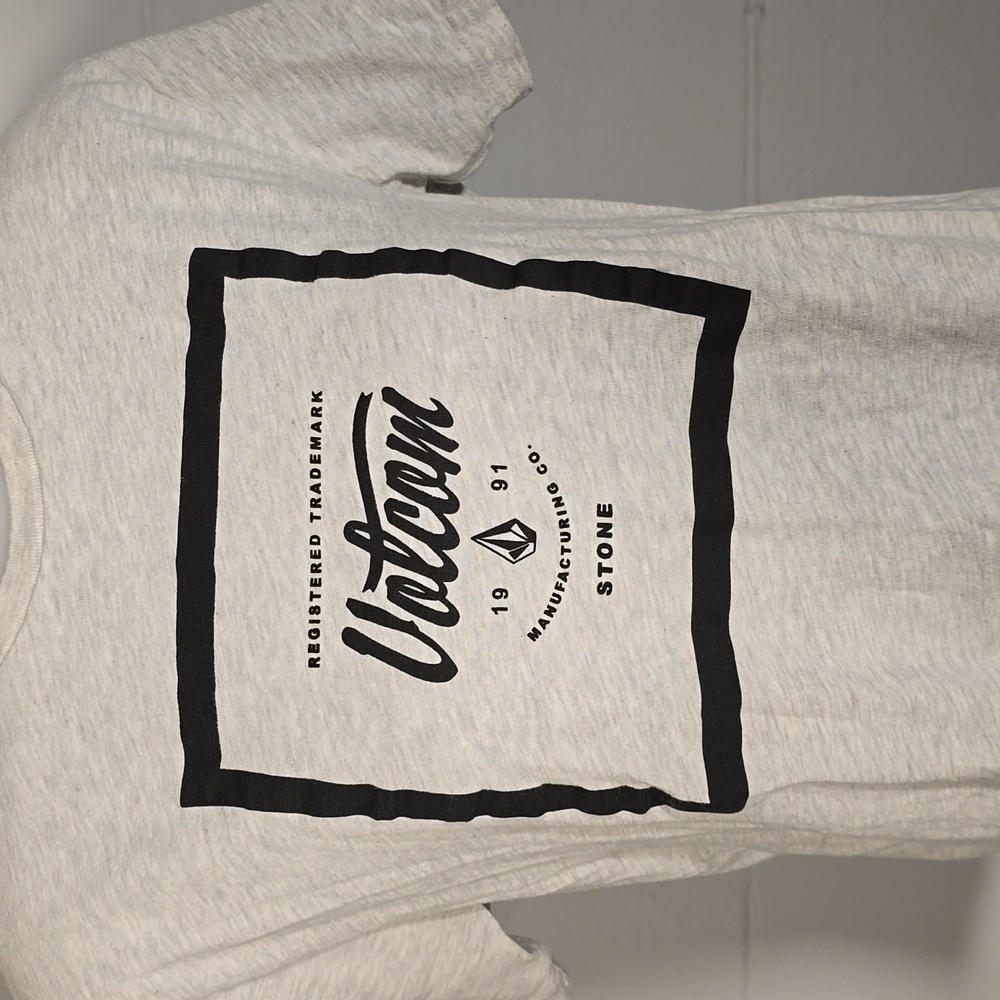 Volcom t shirt - Picture 3 of 6